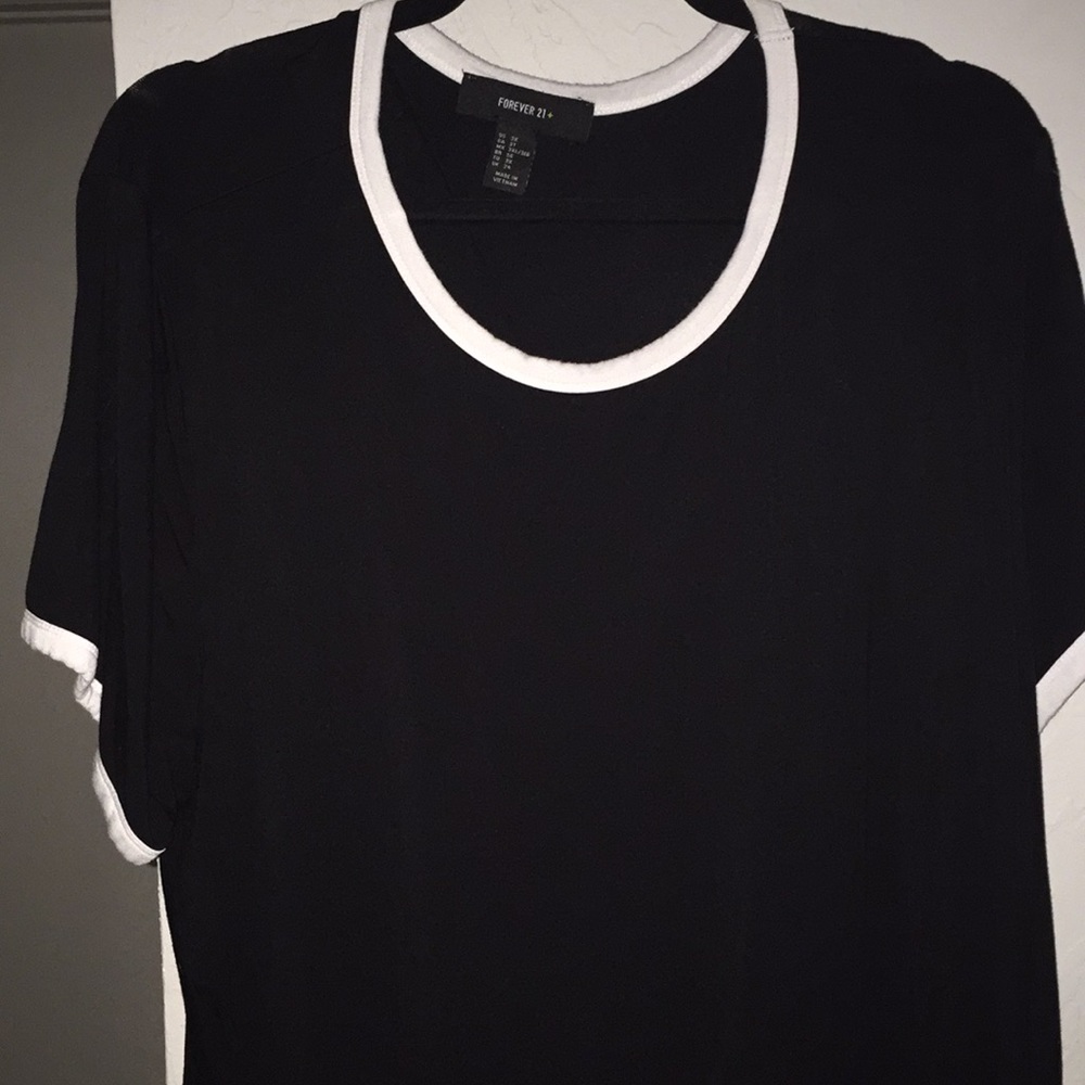 Forever 21+ casual Tee
